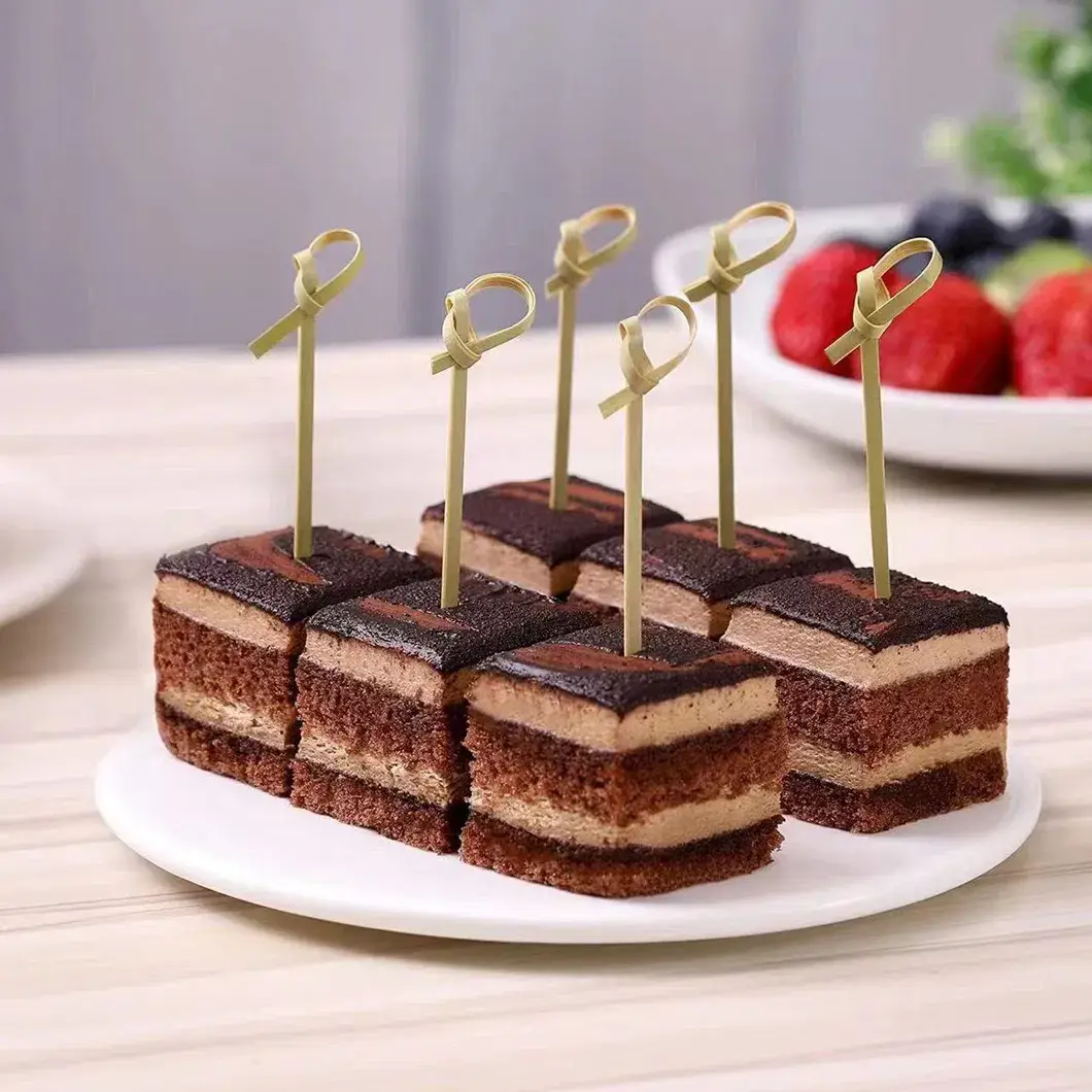 Que treo hoa từ tre tự nhiên sử dụng để làm đẹp - Sử dụng để làm mâm xoài, bánh và sandwich hình ảnh 28-description