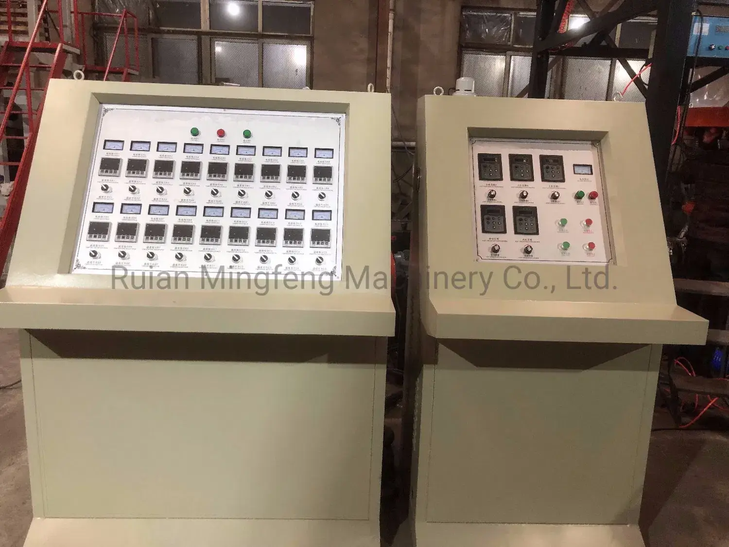 Máy thổi bao màng PE ba lớp đồng trục từ polyethylene thân thiện với môi trường sử dụng trong ngành nông nghiệp