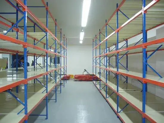 Kệ kho trung bình tích hợp bulong cho hệ thống lưu trữ hàng hóa