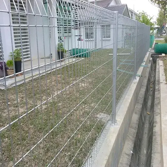 Hàng rào an ninh mạ kẽm 2.4m và hàng rào lưới Brc chống leo trèo - sản phẩm vật liệu xây dựng