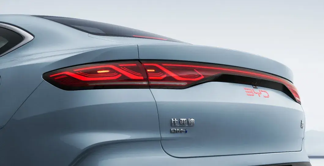 Xe ô tô hybrid Byd Qin L Dm-I giá tốt, xuất xứ Trung Quốc hình ảnh 25-description