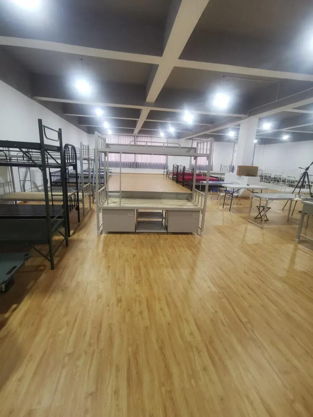 Giường gấp cắm trại ngoài trời với gối đầu chất lượng tốt và giá phải chăng hình ảnh 16-description
