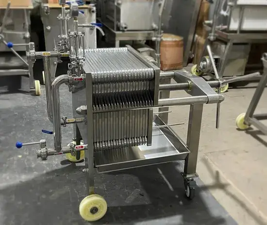 Máy ép lọc áp suất cao cho xử lý vật liệu hóa học và nước thải từ ngành bột giấy hình ảnh 1-description