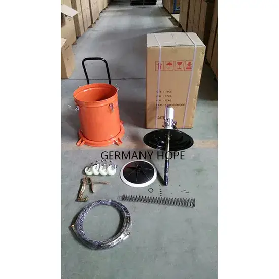 Công cụ sửa chữa khí nén 20L Bơm mỡ khí nén Ui-08, sản xuất tại Trung Quốc