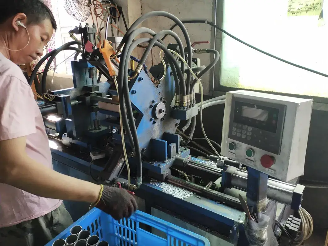Thang hộ gia đình nhôm mở rộng, thang bước và khay làm việc từ nhà cung cấp Trung Quốc hình ảnh 27-description