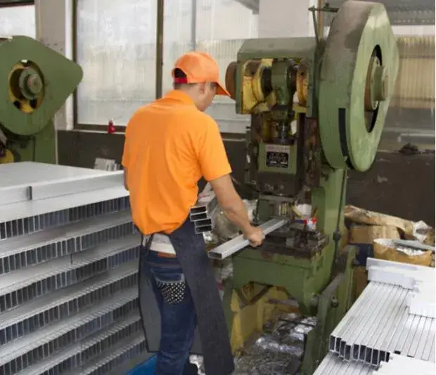 Thang hộ gia đình nhôm mở rộng, thang bước và khay làm việc từ nhà cung cấp Trung Quốc hình ảnh 24-description