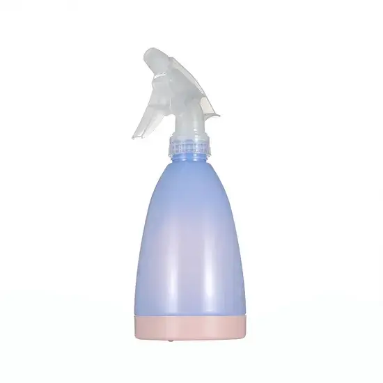Bình xịt tay chất lượng cao, sản xuất tại đất nước Trung Quốc, dùng để tưới cây và vệ sinh