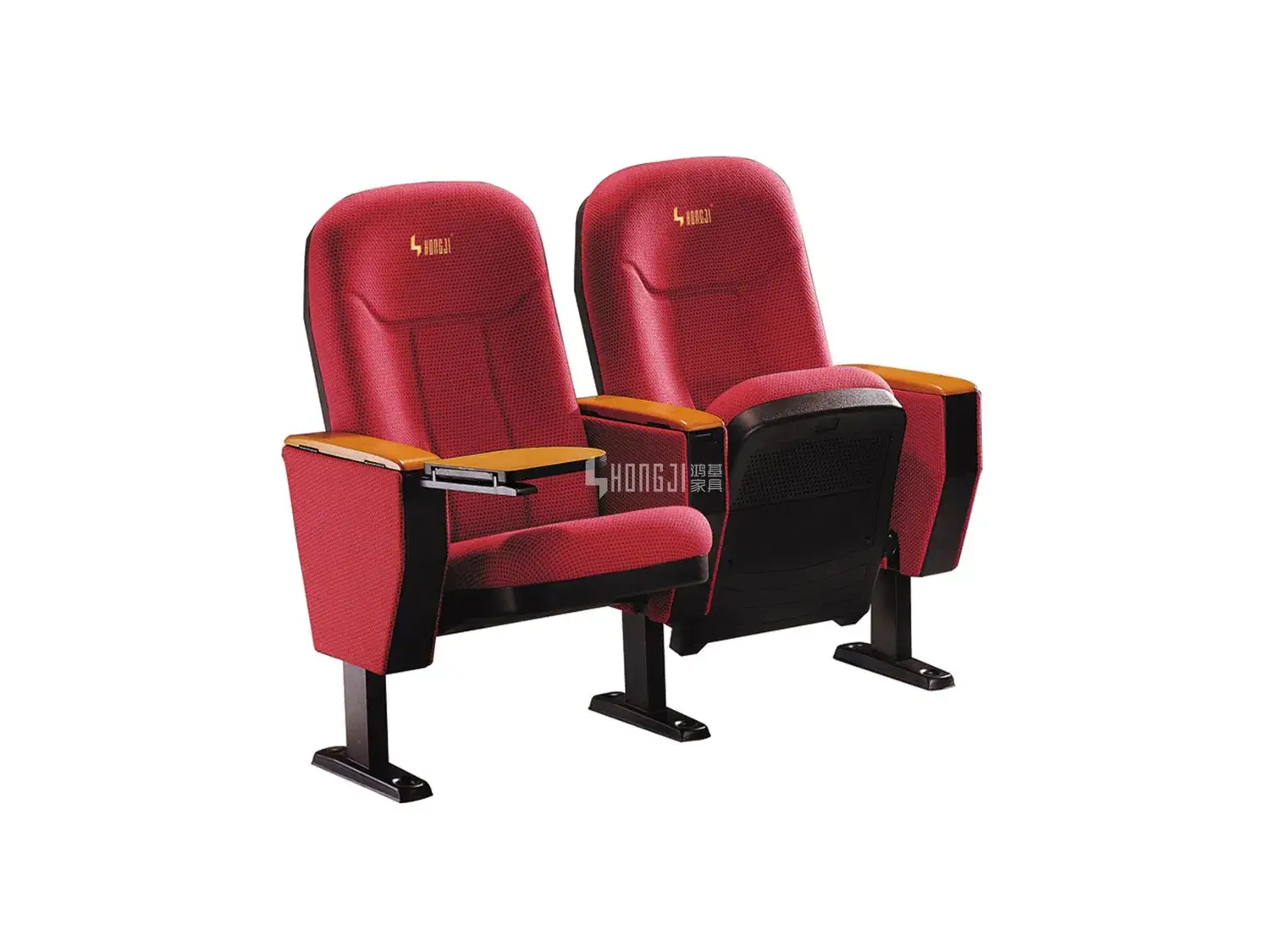 Phòng truyền thông hiện đại trên sân khấu của Trường công Giáo, giúp cho không gian rạp hát và hội trường trở nên đặc sắc