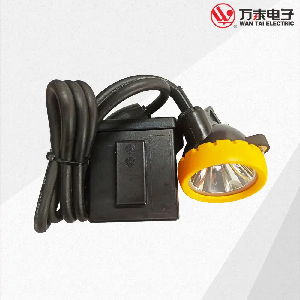 Clf102W - Tủ sạc Clf100g: Sản phẩm sạc hỗ trợ nhiều thiết bị