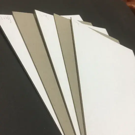 Bảng trắng độ dày 230GSM, 250GSM, 300GSM, 350GSM với lớp phủ màu xám ở mặt sau