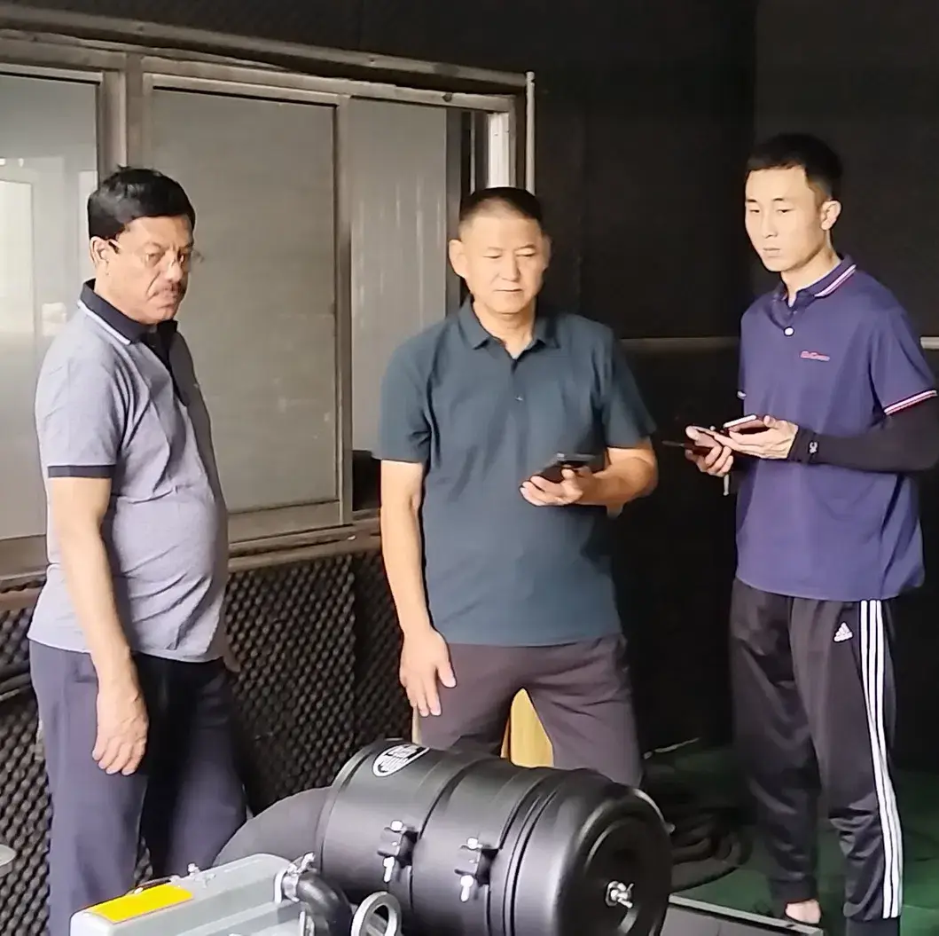 Khu Bảo Vệ Mưa với Tính Năng Điều Chỉnh Tốc Độ Điện Tử, Cung Cấp Giao Hàng Nhà Máy Diesel từ 40kVA đến 1500kVA hình ảnh 20-description