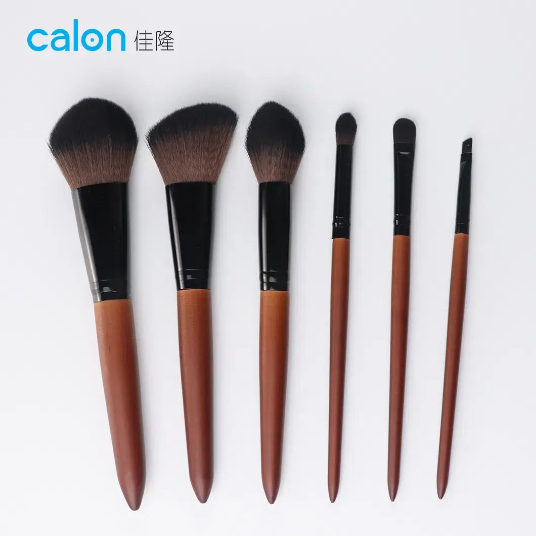 Bộ cọ trang điểm có tay cầm làm từ chất liệu nhựa cao cấp hình ảnh 17-description