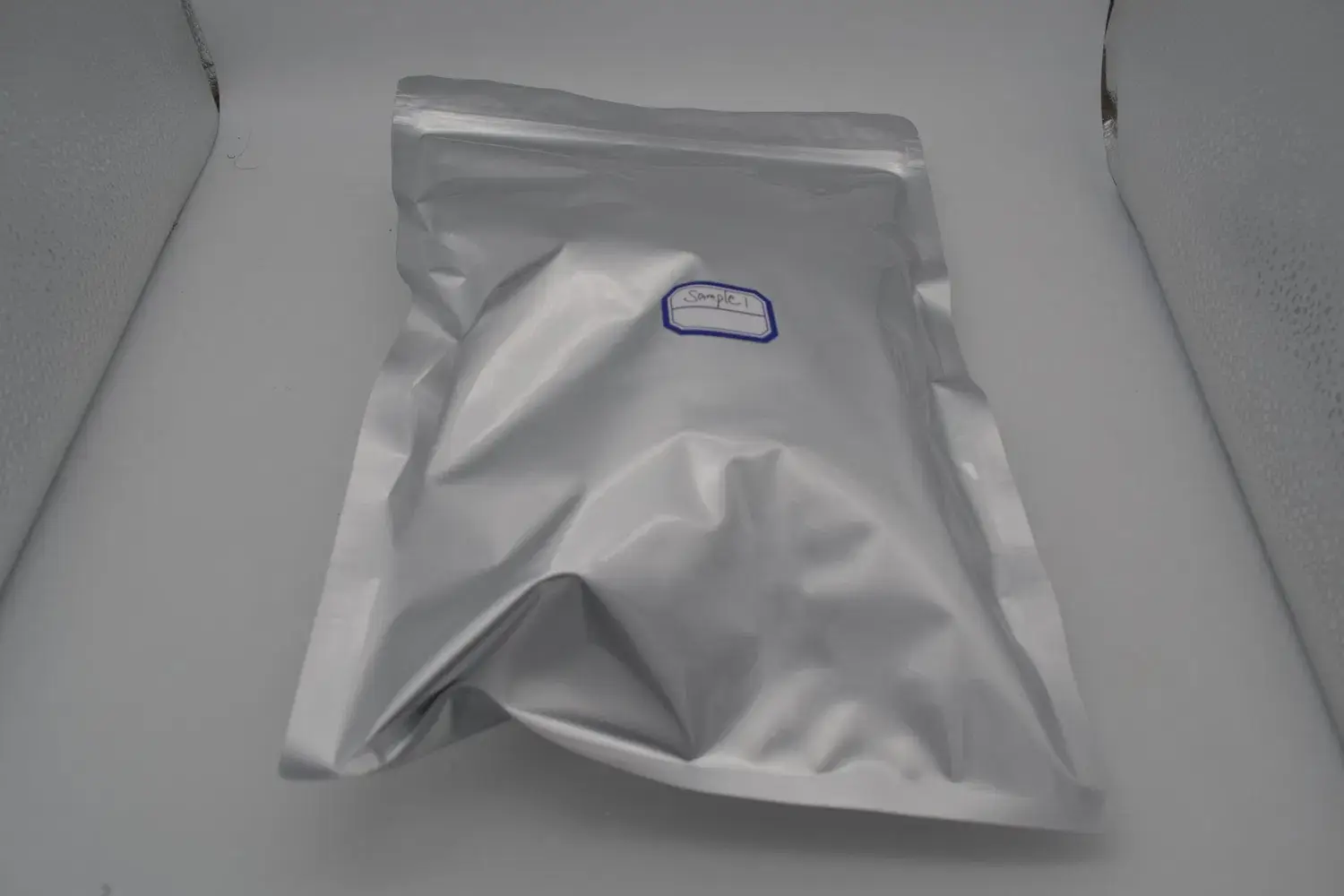 Đặc điểm của Cryolite Natri: Số CAS 15096-52-3 và Ứng dụng trong Ngành công nghiệp Nhôm