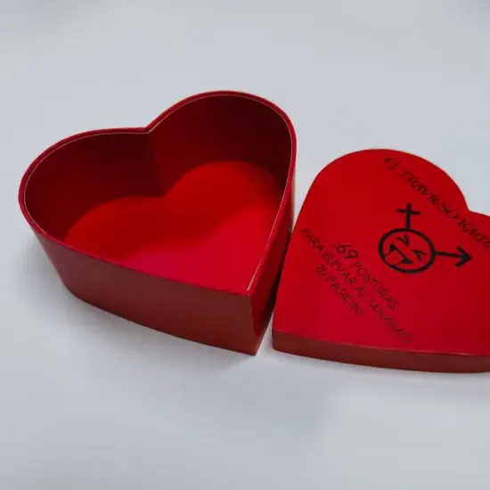 Hộp quà hình trái tim bằng bìa cứng cao cấp tùy chỉnh cho dịp Valentine hình ảnh 1-description