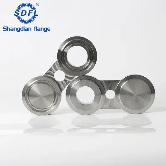 Ống thép không gỉ 600lbs có đường kính lớn DIN 2631~2638 cho bích mù hình số tám