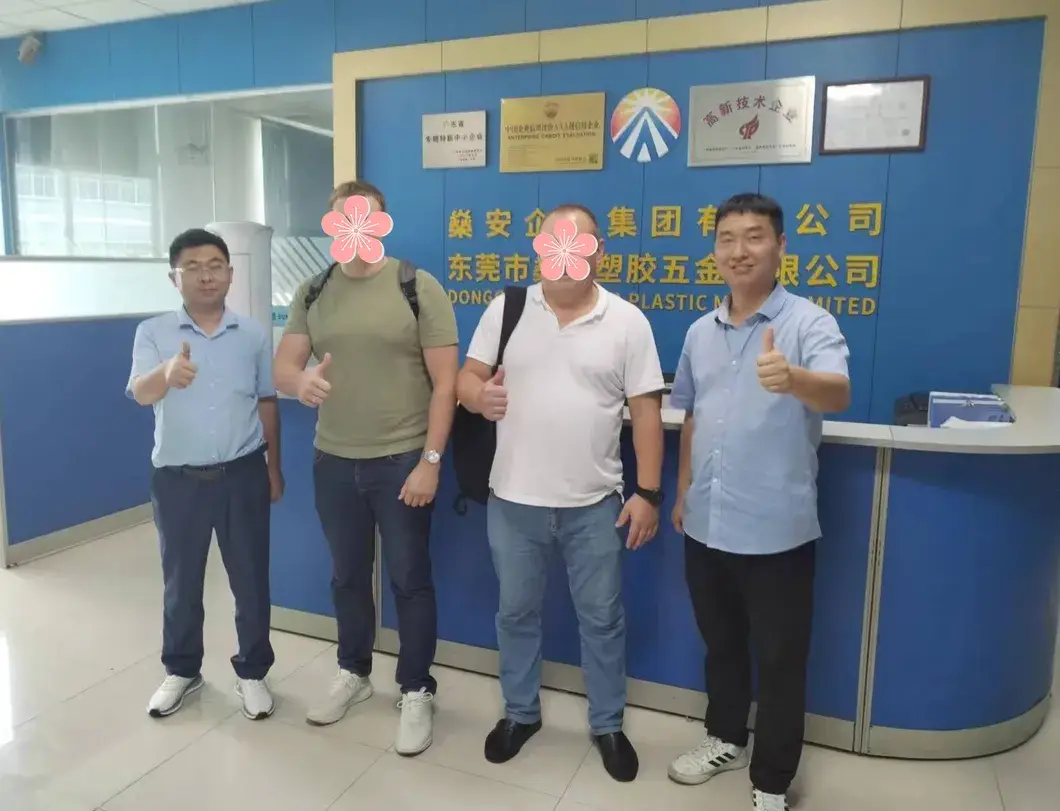 Bộ phận nhựa chất lượng cao cho thiết bị điện tử, chịu lực tốt hình ảnh 32-description