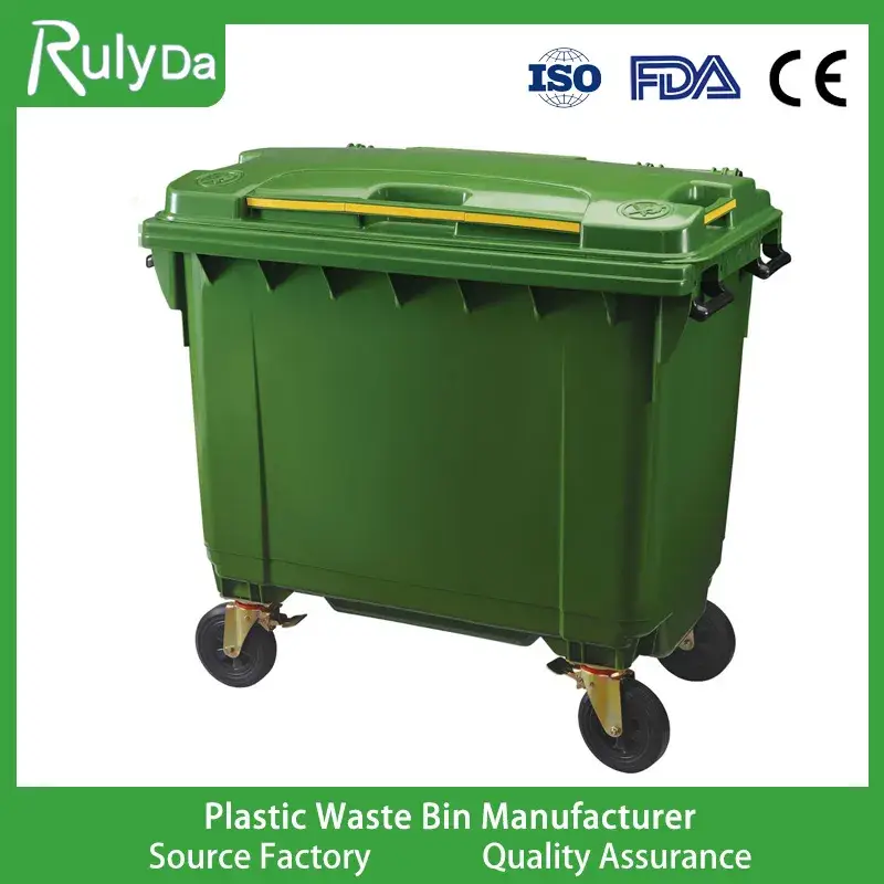Sản phẩm thùng rác bằng nhựa đa dạng về kích thước và mẫu mã, phục vụ cho việc thu gom và xử lý chất thải một cách hiệu quả
