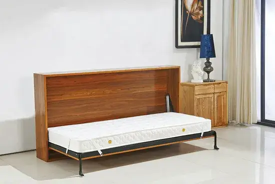 Thao tác lắp đặt các phụ kiện cơ chế giường tường một cách đơn giản