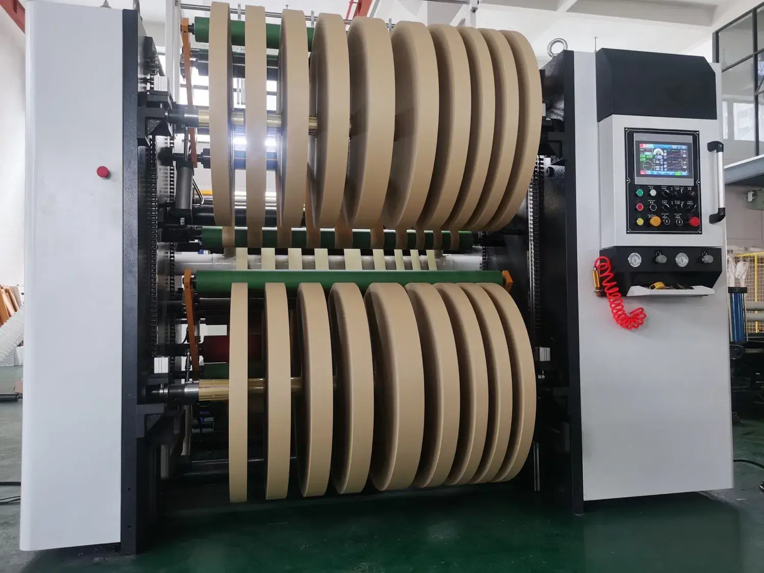 Máy cắt cuộn cuộn với hệ thống PLC, chức năng đếm tự động và dừng báo động, dễ sử dụng và vận hành