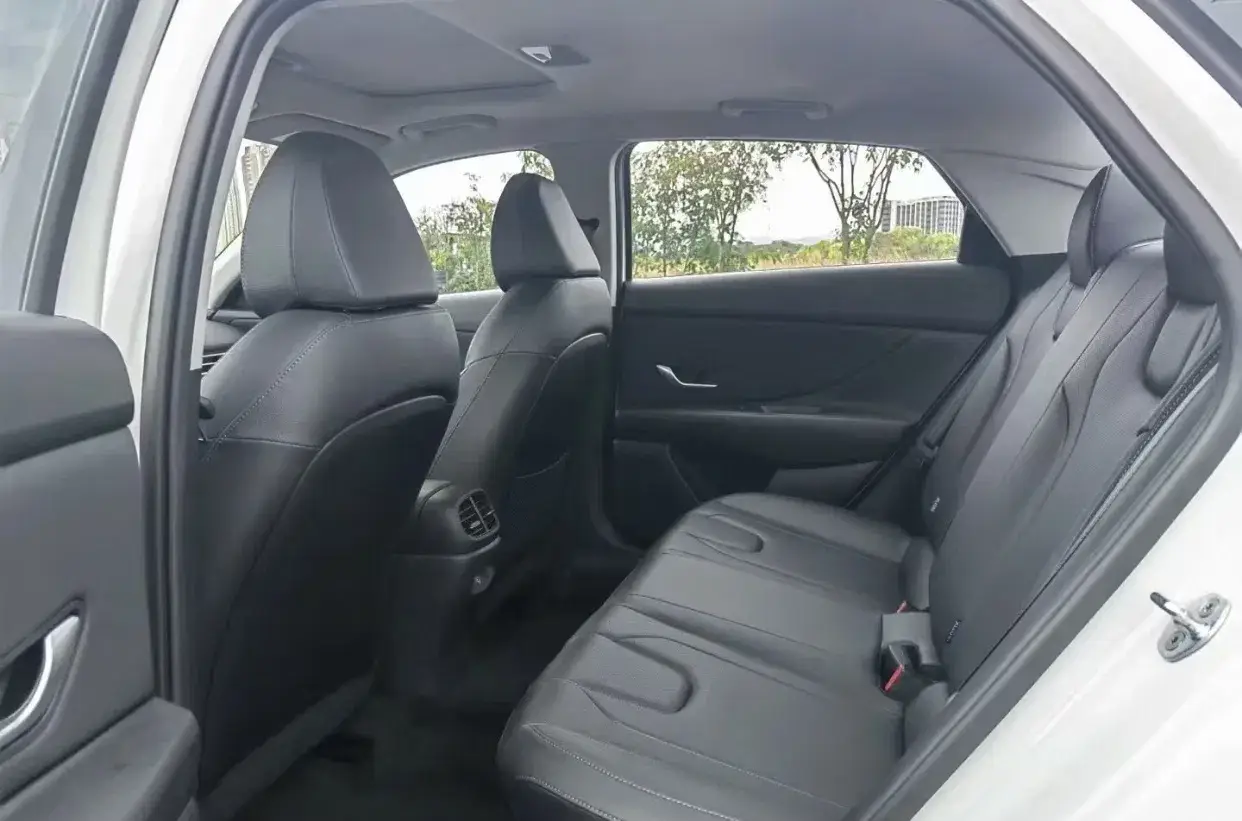 Xe hơi Elantra 1.5L Glx đã qua sử dụng - Lựa chọn tiện ích và phong cách