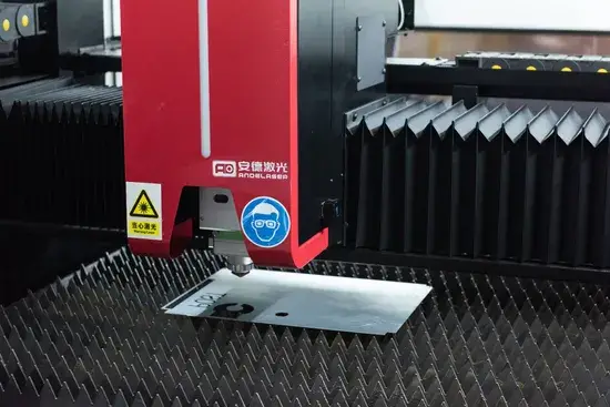 Đặc sản hội chợ Canton chất lượng Châu Âu với máy móc laser sợi kỹ thuật cao