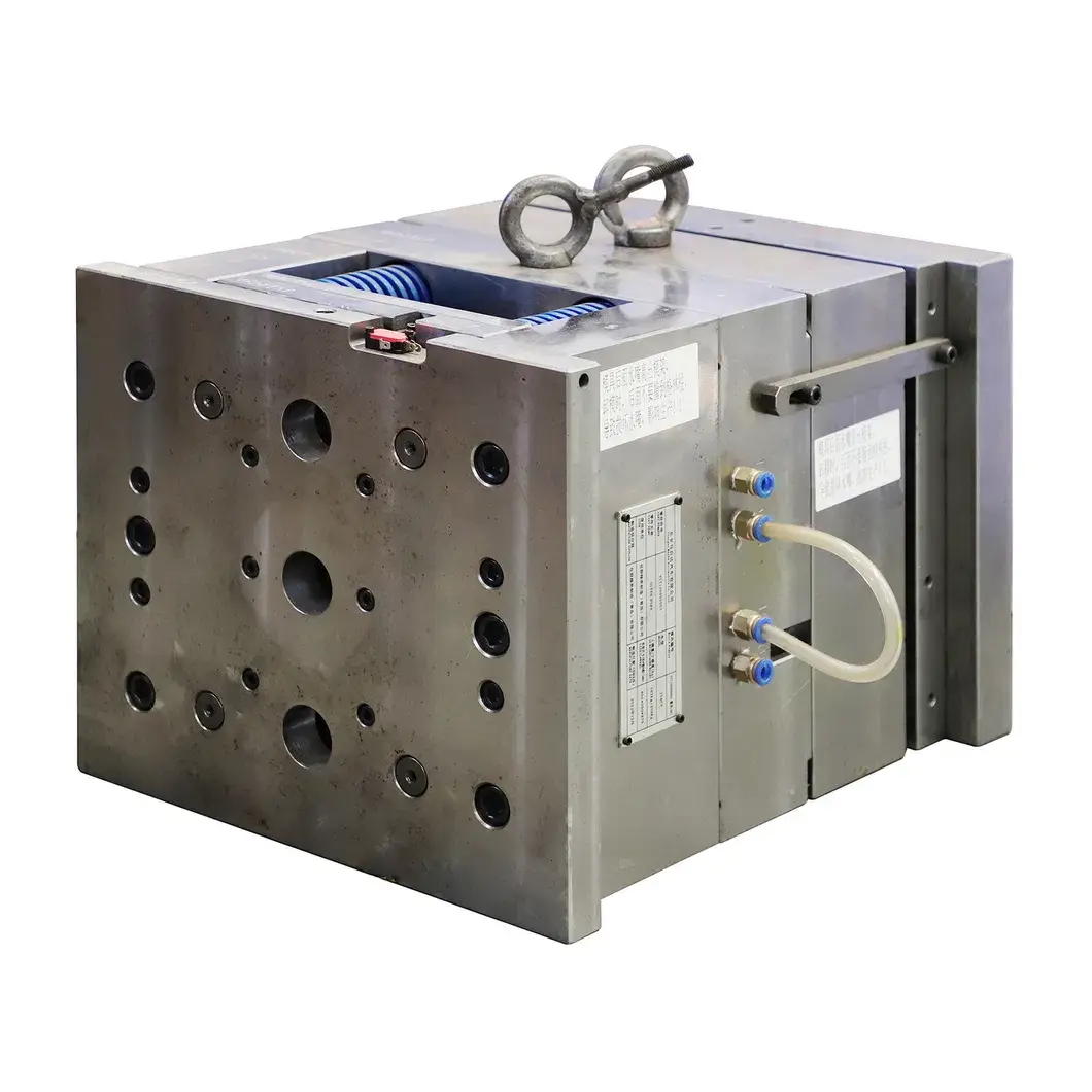 Chuyên gia gia công sâu khuôn dập kim loại cho bộ phận ô tô tại nhà máy CNC hình ảnh 14-description