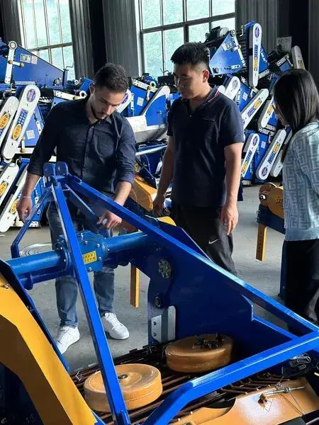 Máy tùy chỉnh diệt cây con dành cho nông nghiệp và xử lý rơm rạ tại nhà máy hình ảnh 29-description