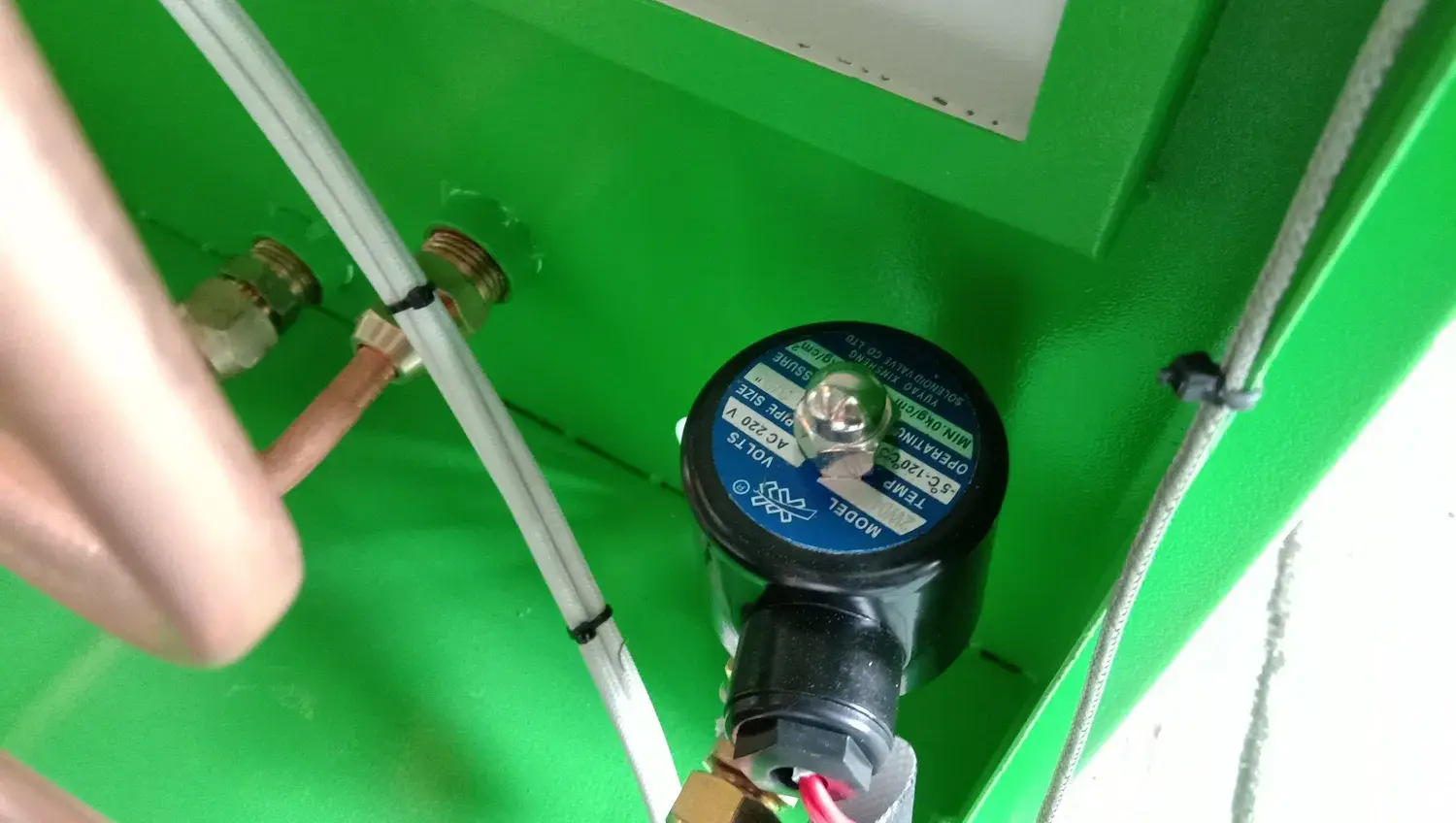 Bộ điều khiển nhiệt độ khuôn nước nóng từ thương hiệu uy tín