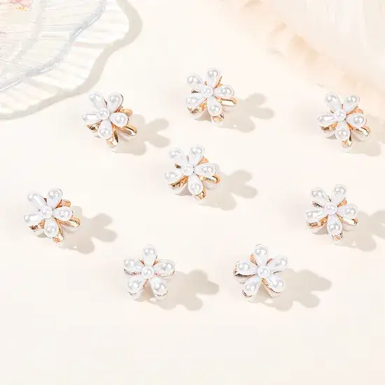 Kẹp tóc hình hoa đa dạng màu sắc - Sự lựa chọn thời trang phổ biến