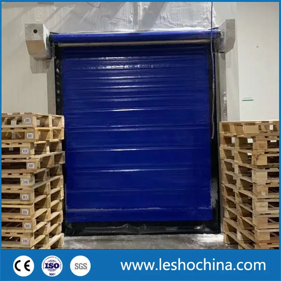 Cách nhiệt nhanh cho tủ đông công nghiệp - Lựa chọn cửa cuốn linh hoạt