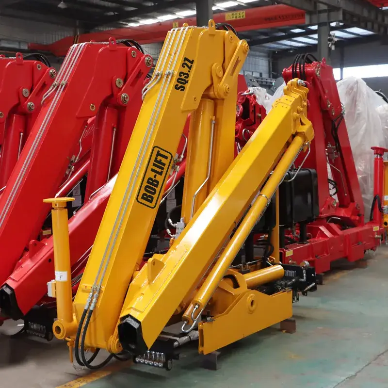 Cần cẩu mini gắn trên xe tải có khả năng gập 3.2 mét - Lựa chọn hàng đầu