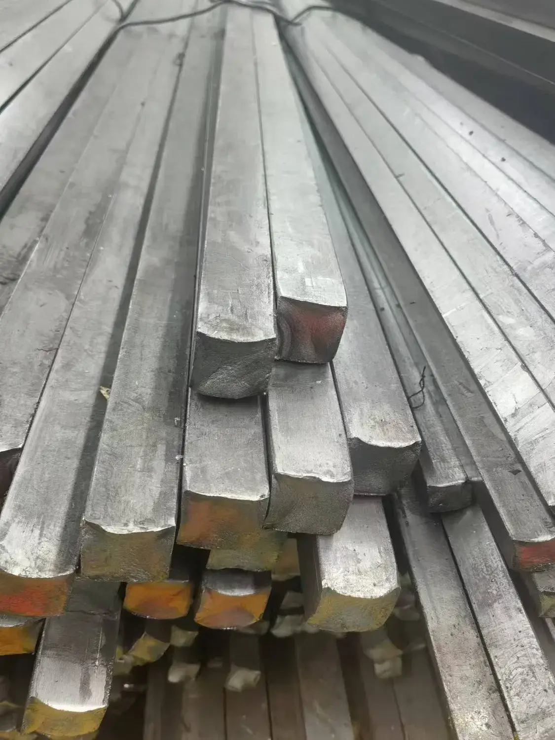 Mẫu ống thép kéo nguội tùy chỉnh chất lượng cao cho thép vuông Q235 A3 Ss400 A36 C3 Sm400 Sn400 từ 5*5-80*80mm