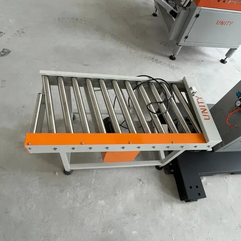 Robot tự động đóng gói và xếp pallet cho thùng xúc xích: Giải pháp hiệu quả và tiện lợi