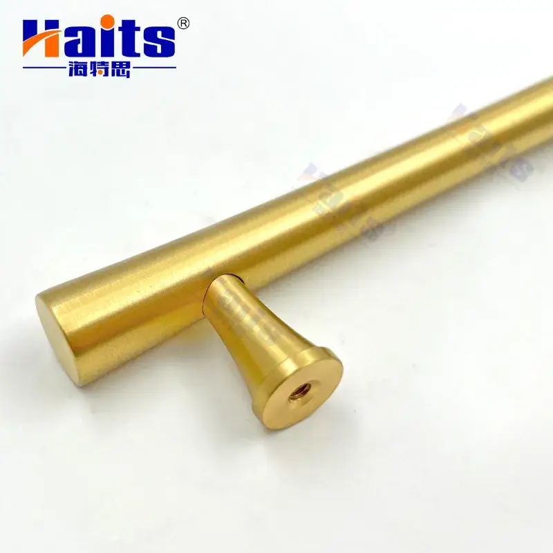 Phụ kiện nội thất bếp và tay nắm đồ đồng độc đáo