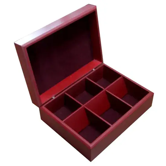 Hộp quà thủ công từ gỗ hồng đào với bề mặt sáng bóng tinh tế