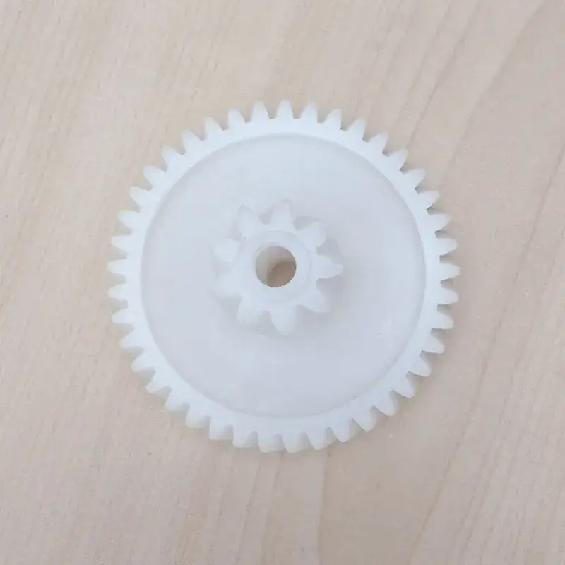 Vật liệu nhựa POM Nylon thủy tinh cho bánh răng trục thẳng chính xác sản xuất bằng phương pháp tiêm
