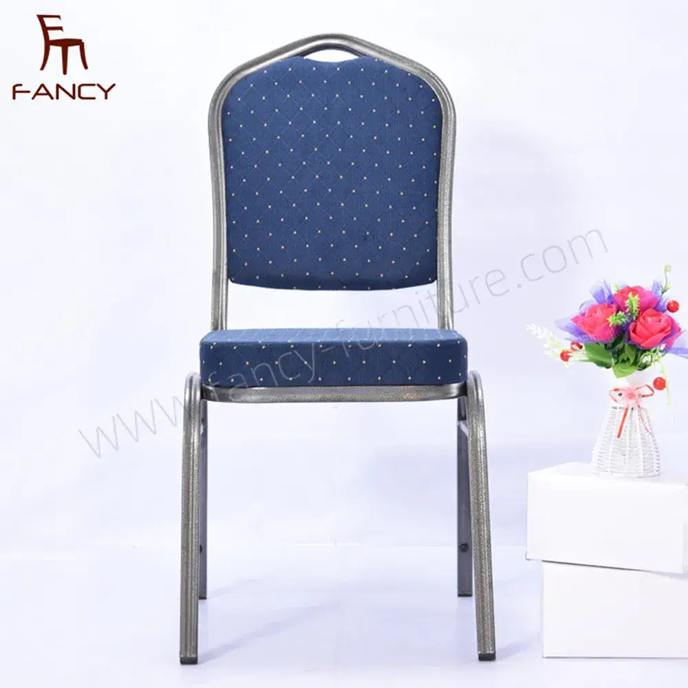 Ghế tiệc cưới khách sạn: Sự lựa chọn đa năng và sang trọng cho sự kiện của bạn