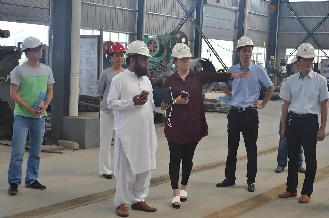 Xe vận chuyển hải sản có công suất lớn, sử dụng khung gầm của Sinotruk hình ảnh 27-description