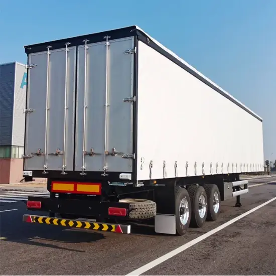 Xe vận chuyển hải sản có công suất lớn, sử dụng khung gầm của Sinotruk