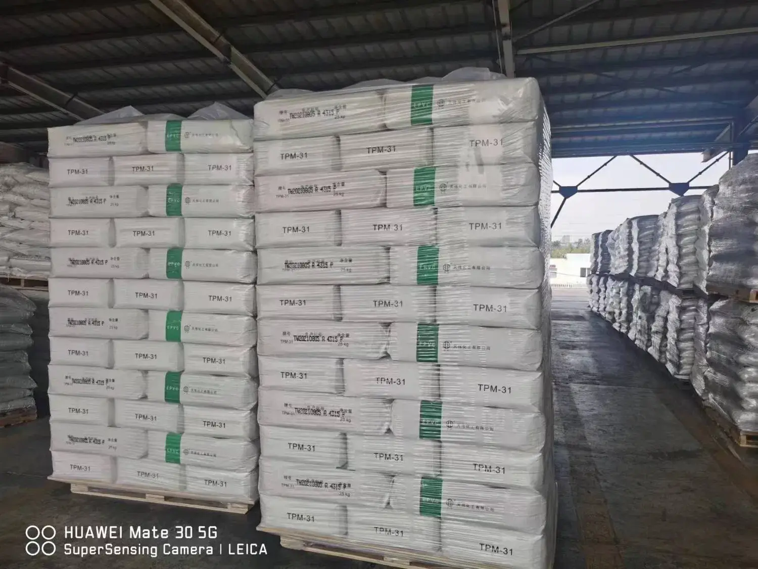 Bột nhựa PVC màu trắng cao cấp với độ chảy tốt dành cho sản xuất đồ chơi công nghiệp