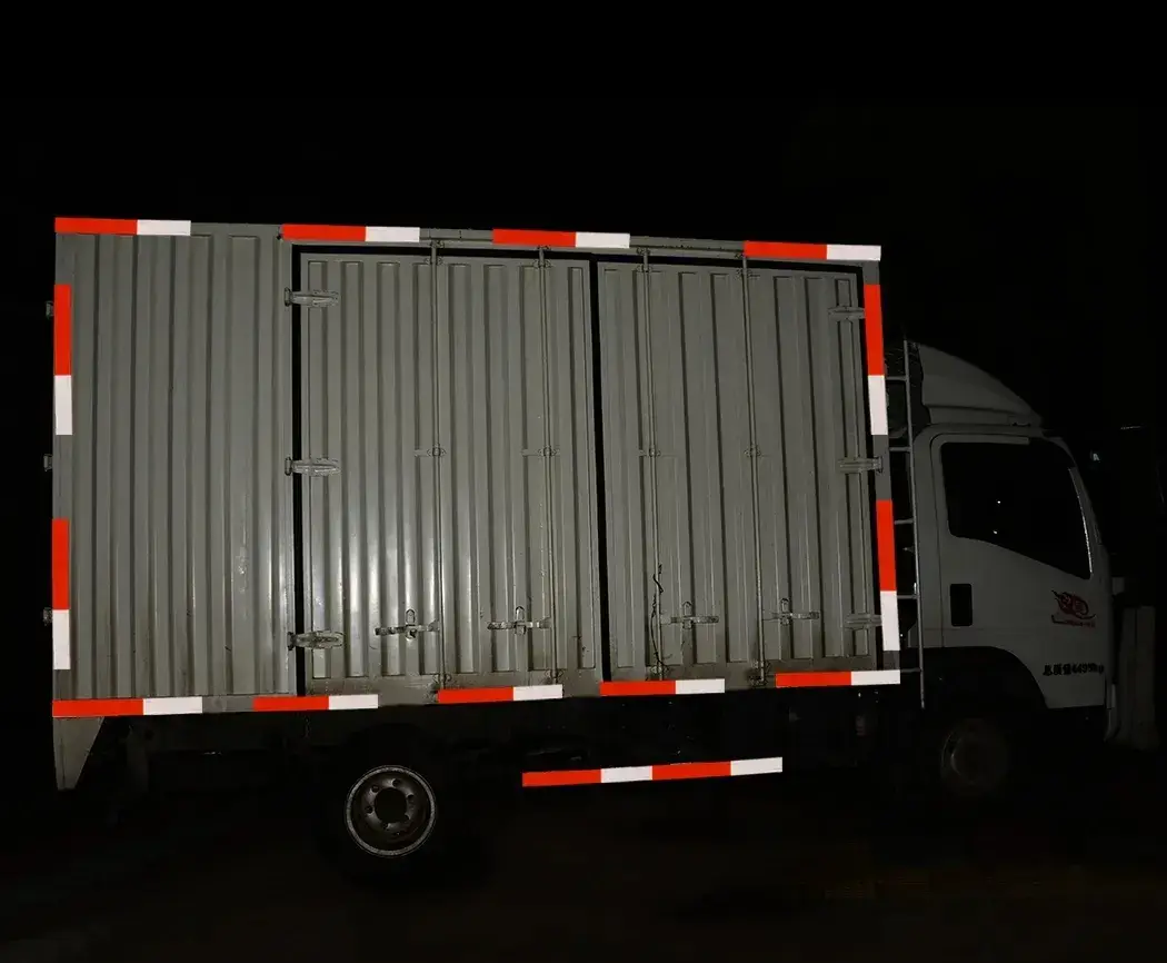Đảm bảo an toàn với băng phản quang tổ ong chất lượng vượt trội hình ảnh 17-description