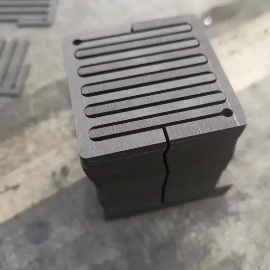 Điện cực bipolar graphite hiệu suất cao - Giải pháp chống ăn mòn cho năng lượng tái tạo và thiết bị điện phân