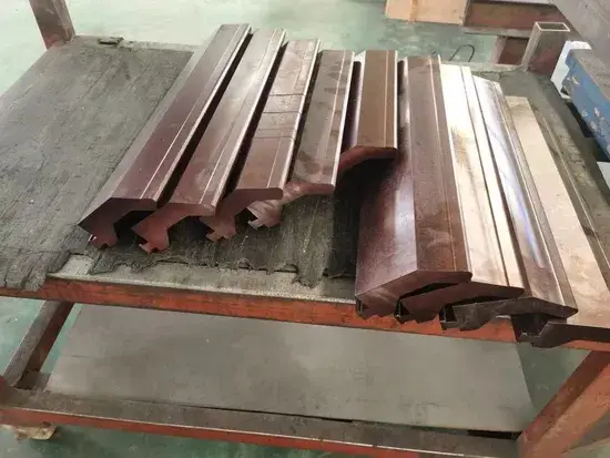 Công cụ máy uốn thủy lực chất lượng hàng đầu dành cho ngành chế biến kim loại tại Trung Quốc