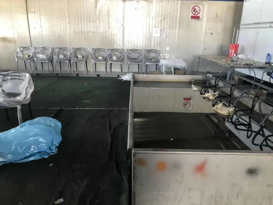 Ghế da văn phòng nhỏ, thích hợp cho người chơi game với tựa đầu chất lượng cao hình ảnh 20-description
