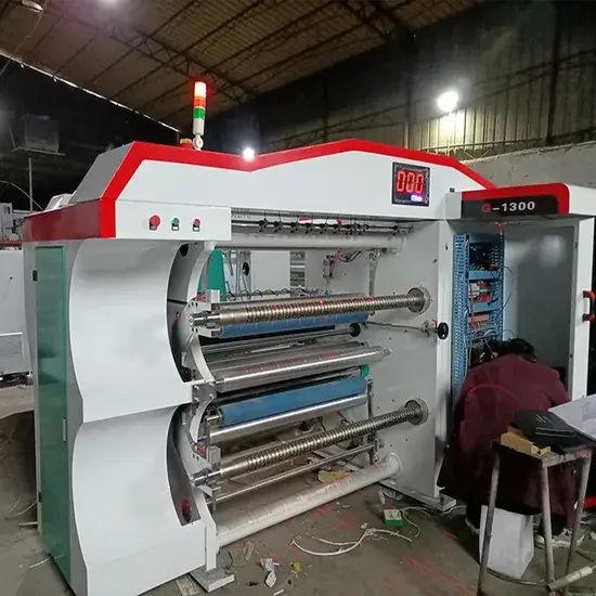 Máy cắt cuộn tự động vải không dệt, phim nhựa PE, BOPP, Pet, PVC và nhôm với tốc độ cao