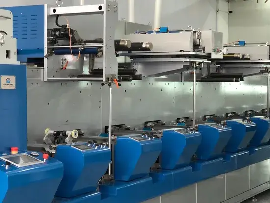 Thiết bị đóng gói linh hoạt đa năng với vật liệu chất lượng cao và tốc độ vượt trội