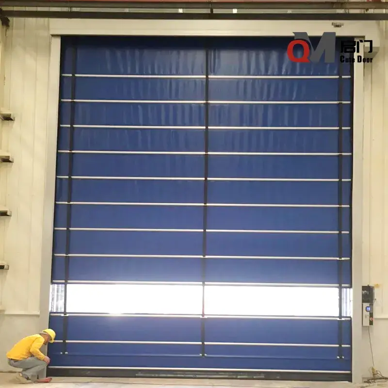 Cửa PVC xếp chồng tốc độ cao với sự đa dạng màu sắc tuỳ chỉnh