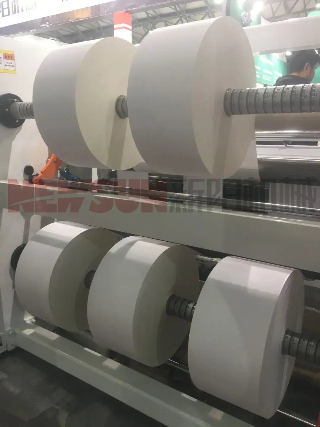 Máy cắt và cuốn tốc độ cao dành cho sản phẩm phim, giấy, nhãn và foil dập