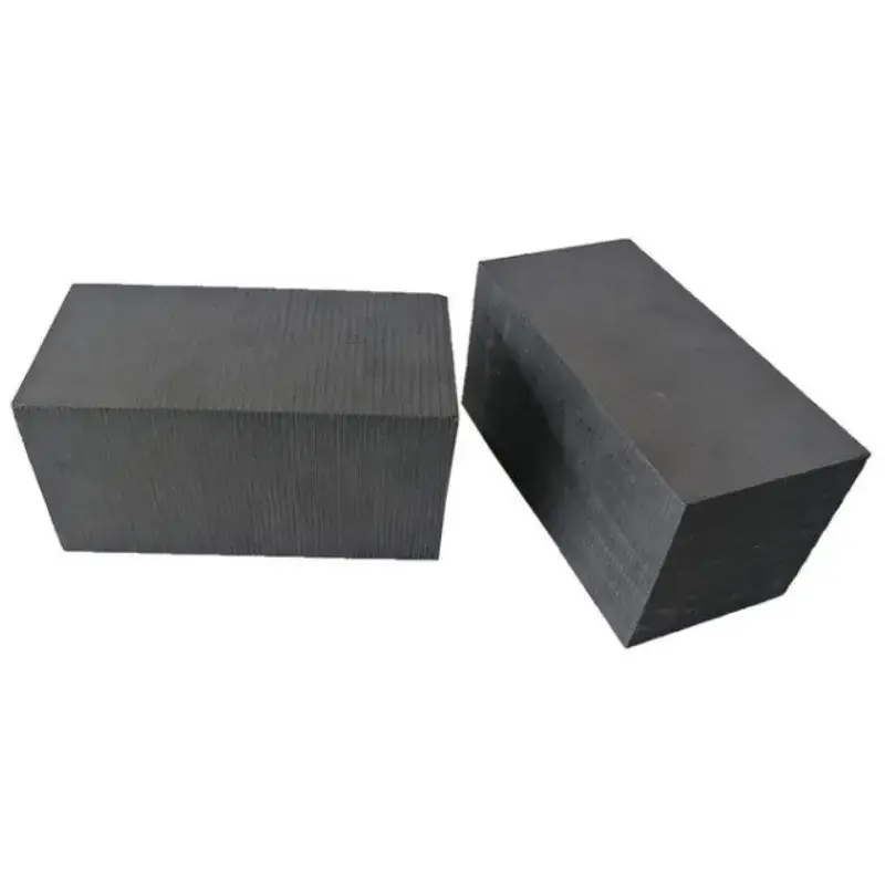 Than chì chịu nhiệt độ cao và bền bỉ cho việc chảy kim loại