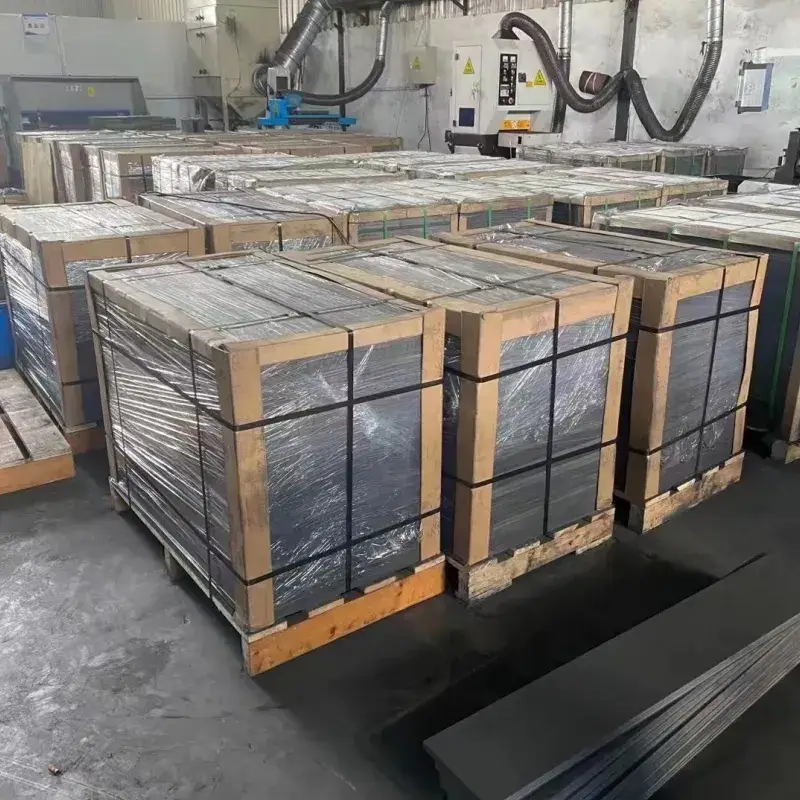 Than chì chịu nhiệt độ cao và bền bỉ cho việc chảy kim loại hình ảnh 27-description